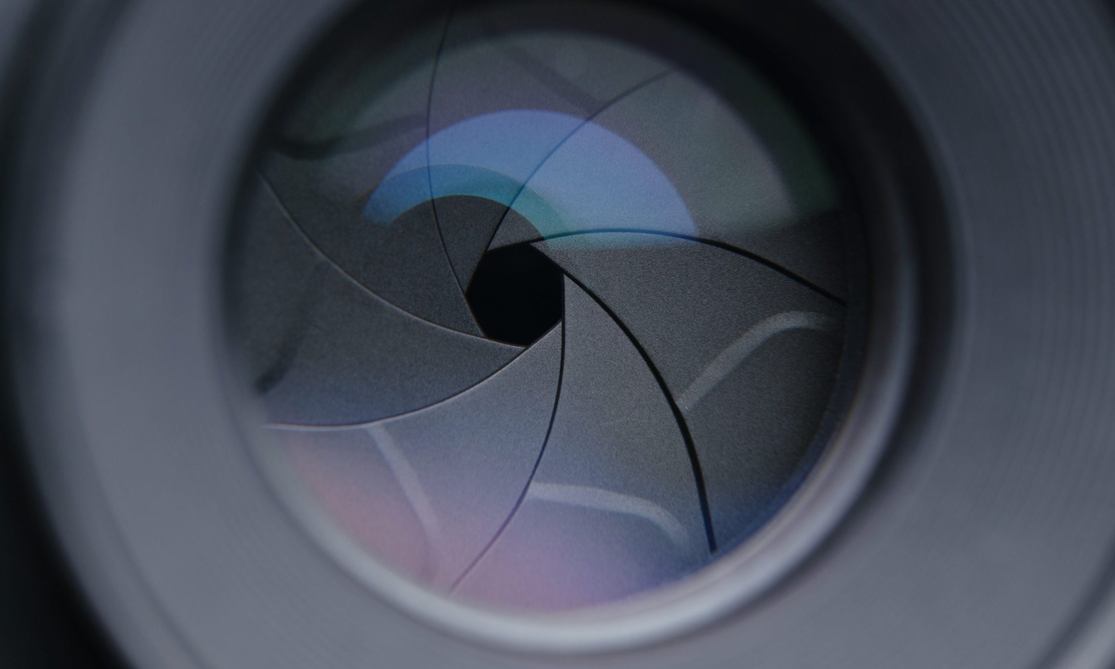 Changing Camera lens aperture